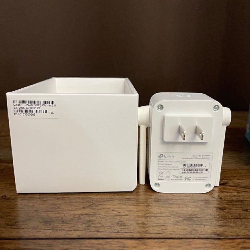 TP Link Wi Fi Range Extender - Picture 6 of 6